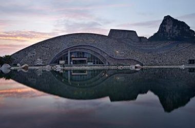 BIM建筑|柳州奇石展览馆丨天津年夜学建筑计划设计研讨总院,张华传授工作室-BIM建筑网