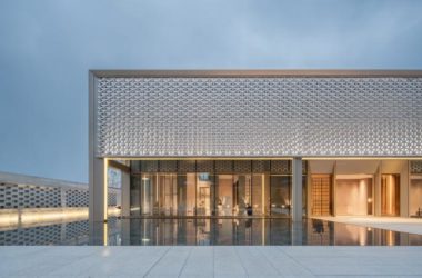 BIM建筑|青松翠柏,镜水院落:重庆万科翡翠公园 / 上海日清建筑设计-BIM建筑网