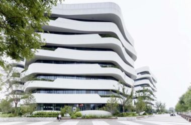 BIM建筑|宛若柔柔翻腾的海浪:天筠产业办公组团 / 第一实践建筑设计-BIM建筑网