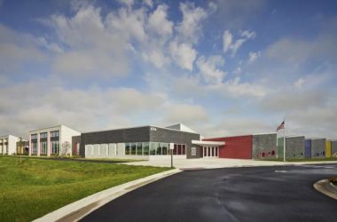 BIM建筑|开放互动,融进几何元素:罗克福德公立小学 / CannonDesign-BIM建筑网