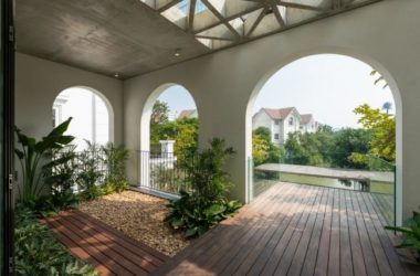 BIM建筑|拱窗围廊下营造室内庭院:越南 AD8 别墅 / Nemo Studio-BIM建筑网
