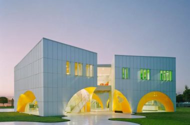 BIM建筑|宛如晶莹透明的水晶:墨西哥雀巢集团创新实验室/Rojkind Arquitectos-BIM建筑网