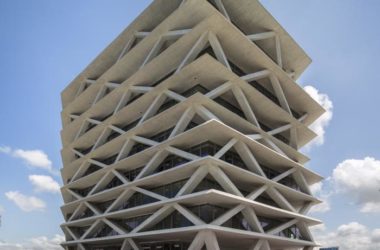 BIM建筑|“西非之门”阿克拉的生态地标,One Airport Square / MCA建筑事务所-BIM建筑网