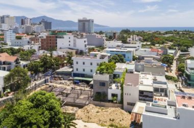 BIM建筑|错落的盒子,可呼吸的“绿色之肺”:岘港住宅 / 武重义建筑事务所-BIM建筑网