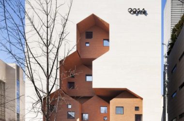 BIM建筑|村庄小房子堆砌于白色盒子中:韩国0914旗舰店-BIM建筑网