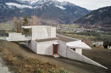 BIM建筑|群山环抱之中,“折叠百变”的混凝土小屋-BIM建筑网