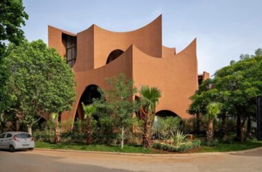 BIM建筑|桑杰·普里设计扇形墙的印度住宅-BIM建筑网