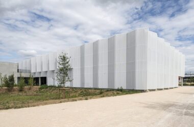BIM建筑|PPA设计褶皱金属立面音乐舞蹈学院-BIM建筑网